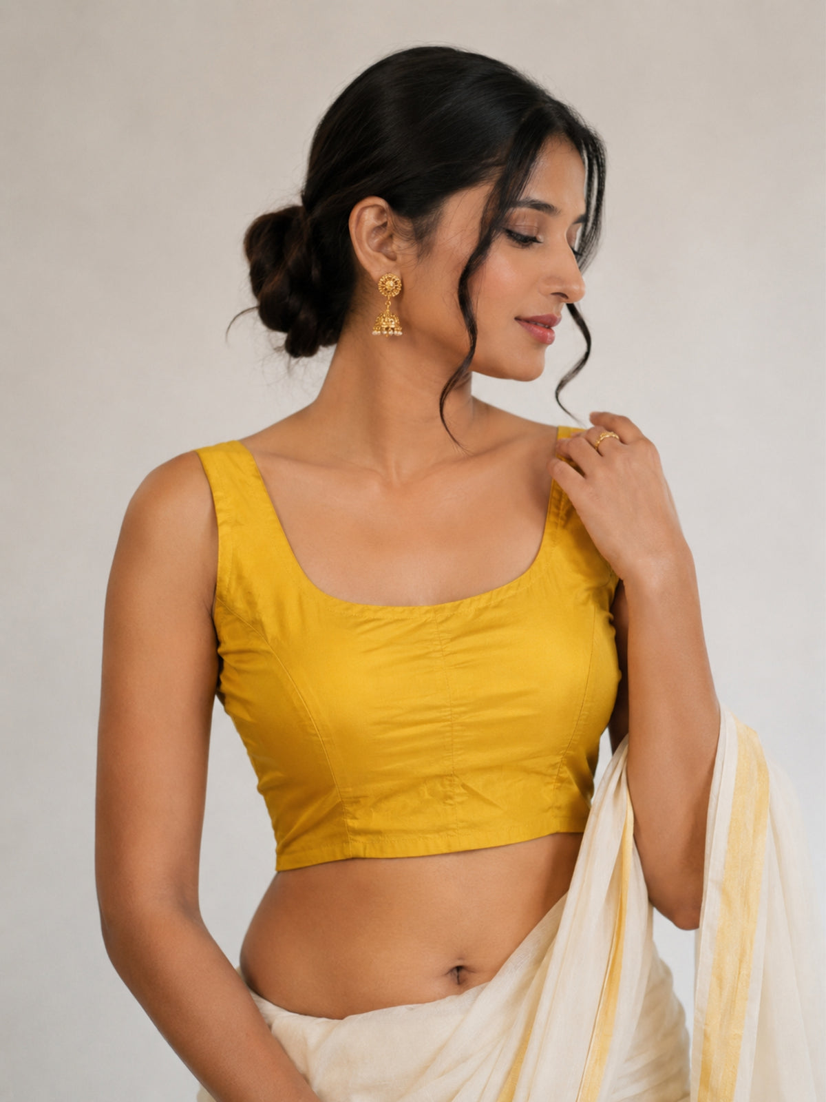 MATCHLINE™ Women's Tapeta Silk Sleeveless Blouse | U-Neck Solid Color Padded